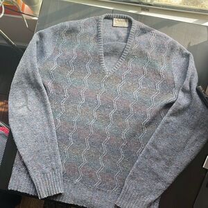 Vintage Amana Wool Periwinkle Weather V Neck Sweater Jumper Medium Men